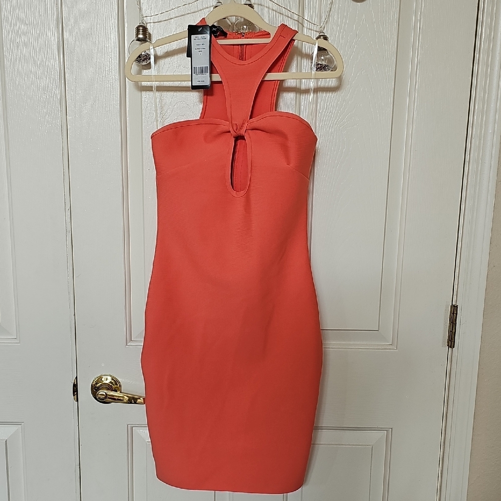 NWT - Bebe Chic Burnt Coral Halter Dress size Small